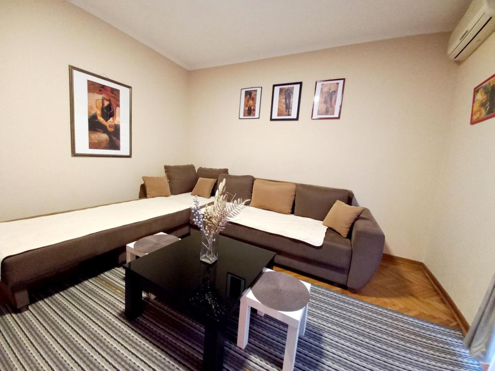 Apartment Alex 2 贝尔格莱德 外观 照片